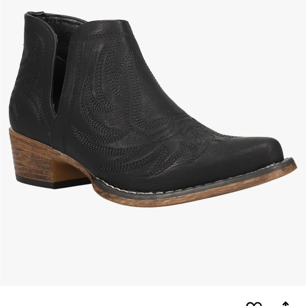 Black short cowboy boots worn once